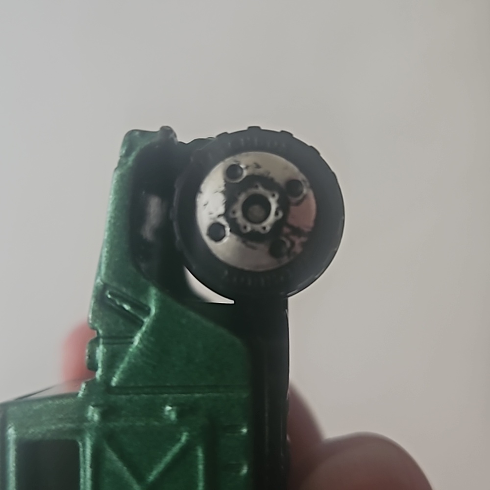 Matchbox Humvee - Picture 9 of 11